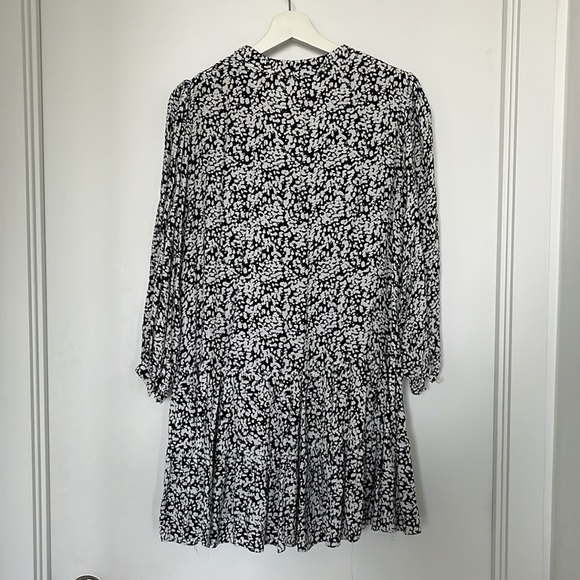 B&W Printed Dress - Picture 4 of 7